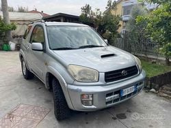 Usata 2001 Toyota RAV4 SUV | 1990 € (Super prezzo)