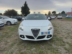 Bianco Usata 2010 Alfa Romeo Giulietta Tre volumi | 6950 € (Buon prezzo)