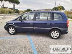 Blu/azzurro Usata 2002 Opel Zafira Elegance Tre volumi | 1900 €