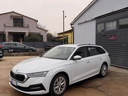 Bianco Usata 2021 Skoda Octavia Style Station wagon | 14.000 € (Ottimo prezzo)