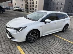 Bianco perla metallizzato Usata 2021 Toyota Corolla Lounge Station wagon | 20.700 € (Buon prezzo)