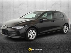 Nero Usata 2024 VW Golf VIII Life | 32.950 € (Buon prezzo)