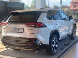 Bianco Usata 2024 Suzuki Across SUV | 44.450 € (Molto cara)