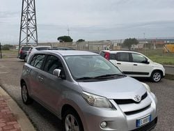 Argento Usata 2012 Toyota Urban Cruiser Lounge SUV | 7700 € (Buon prezzo)