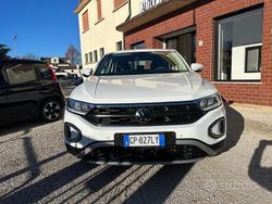 Bianco Usata 2023 VW T-Roc Life SUV | 18.400 € (Ottimo prezzo)