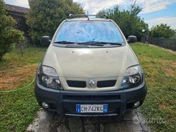 Verde Usata 2003 Renault Scénic Dynamique Monovolume | 2300 € (Cara)
