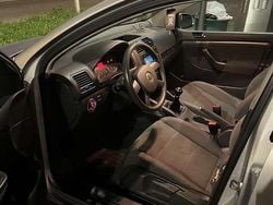 Usata 2005 VW Golf IV Sportline Tre volumi | 2400 € (Ottimo prezzo)