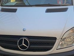 Bianco Usata 2011 Mercedes 316 Furgone | 9000 €