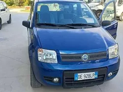 Nessuno(met.) Usata 2006 Fiat Panda 4x4 Climbing Due volumi | 6500 € (Molto cara)