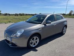 Grigio Usata 2013 Alfa Romeo Giulietta Progression Tre volumi | 4300 € (Super prezzo)