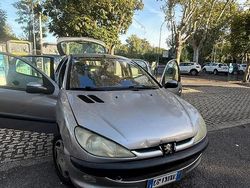 Usata 2003 Peugeot 206 Due volumi | 1450 € (Buon prezzo)