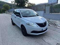 Grigio Usata 2018 Lancia Ypsilon Due volumi | 5599 € (Buon prezzo)
