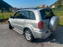 Usata 2002 Toyota RAV4 Sol SUV | 3250 € (Ottimo prezzo)