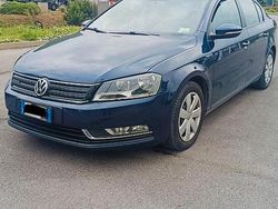 Blu Usata 2014 VW Passat Tre volumi | 5800 € (Buon prezzo)