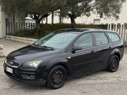 Nero Usata 2007 Ford Focus S Station wagon | 900 € (Buon prezzo)