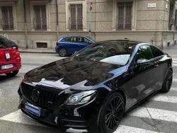 Nero metallizzato Usata 2018 Mercedes E220 Premium Plus Coupé | 29.900 € (Buon prezzo)