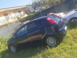Blu Usata 2010 Fiat Grande Punto Due volumi | 3500 € (Buon prezzo)