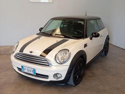 Bianco Usata 2008 Mini Cooper Due volumi | 2990 € (Ottimo prezzo)