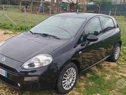 Nero Usata 2014 Fiat Punto Street Due volumi | 3800 € (Buon prezzo)