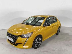 Giallo Usata 2023 Peugeot 208 Active Due volumi | 12.900 € (Buon prezzo)