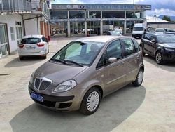 Marrone Usata 2007 Lancia Musa Monovolume | 3950 € (Buon prezzo)