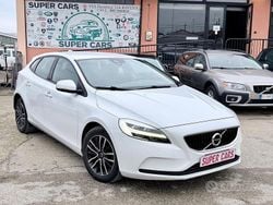 Bianco Usata 2018 Volvo V40 Inscription Tre volumi | 8800 € (Ottimo prezzo)