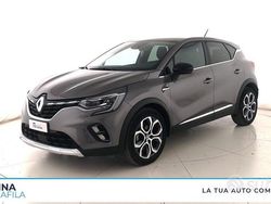 Grigio scuro Usata 2022 Renault Captur Intens SUV | 14.400 € (Buon prezzo)