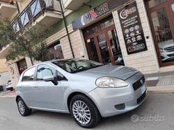 Grigio Usata 2008 Fiat Grande Punto Due volumi | 3790 € (Cara)