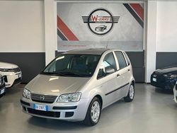 Argento Usata 2006 Fiat Idea Dynamic Monovolume | 3300 € (Buon prezzo)