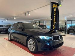 Blu metallizzato Usata 2020 BMW 320 Sport Line Tre volumi | 34.750 € (Molto cara)