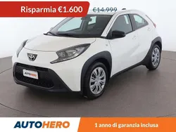 Bianco Usata 2022 Toyota Aygo Active Due volumi | 13.399 € (Buon prezzo)