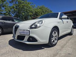 Bianco Usata 2010 Alfa Romeo Giulietta Distinctive Tre volumi | 7600 € (Cara)