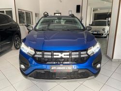 Blu Usata 2023 Dacia Sandero Expression Due volumi | 17.500 € (Molto cara)