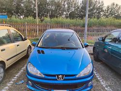 Blu Usata 2005 Peugeot 206 Tre volumi | 650 €
