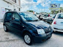 Blu Usata 2011 Fiat Panda Dynamic Tre volumi | 4500 € (Buon prezzo)