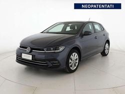 Smoky grey metallizzato Usata 2022 VW Polo Style Tre volumi | 20.000 € (Molto cara)