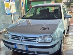 Usata 2002 VW Golf IV Tre volumi | 1000 € (Super prezzo)