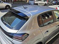 Grigio Usata 2024 Peugeot 208 Due volumi | 12.600 €