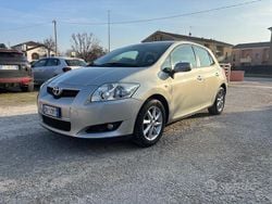 Grigio Usata 2008 Toyota Auris Sol Tre volumi | 3950 € (Buon prezzo)