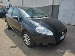 Nero Usata 2010 Fiat Grande Punto Due volumi | 1999 € (Super prezzo)