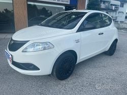 Bianco Usata 2019 Lancia Ypsilon Due volumi | 10.200 € (Buon prezzo)