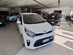 Bianco Usata 2019 Kia Picanto Active Due volumi | 11.200 € (Cara)