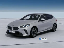 Brooklyn grey / metallizzato Nuova 2025 BMW 120 M Sport Due volumi | 39.500 € (Super prezzo)