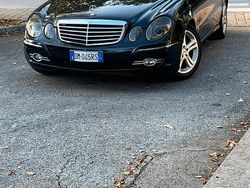 Nero Usata 2008 Mercedes E320 Avantgarde Tre volumi | 10.500 €