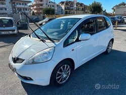 Bianco Usata 2010 Honda Jazz Due volumi | 3900 € (Buon prezzo)