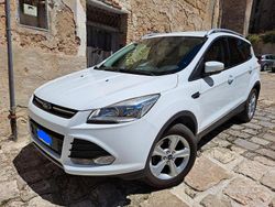 Bianco Usata 2015 Ford Kuga SUV | 11.500 € (Buon prezzo)