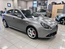 Grigio opaco Usata 2017 Alfa Romeo Giulietta Veloce Due volumi | 19.900 € (Cara)
