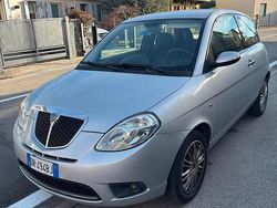 Grigio Usata 2008 Lancia Ypsilon Due volumi | 600 €