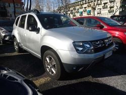 Argento Usata 2016 Dacia Duster Lauréate SUV | 9900 € (Buon prezzo)