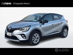 Grigio magnete tetto nero Usata 2021 Renault Captur Intens SUV | 17.500 € (Buon prezzo)